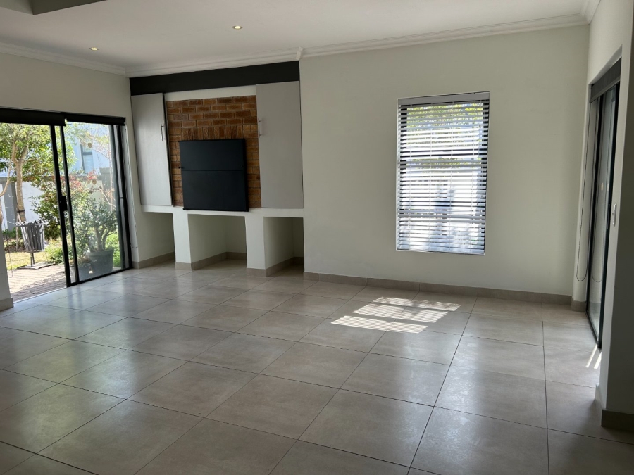 3 Bedroom Property for Sale in Blue Mountain Village Western Cape